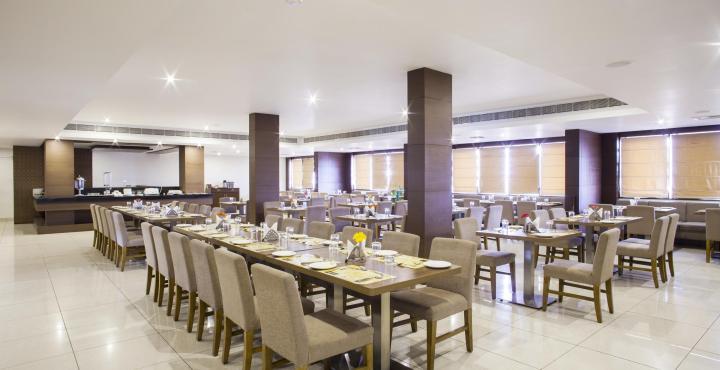 Hotel Le Ruchi The Prince Мисор Екстериор снимка