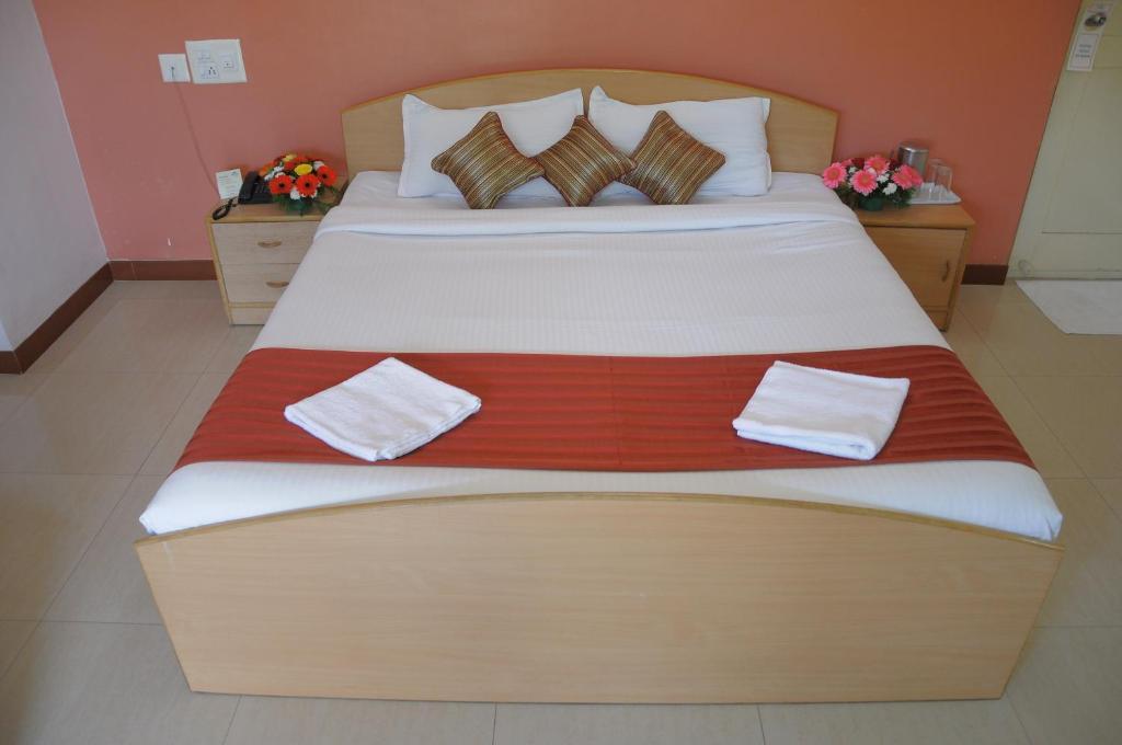 Hotel Le Ruchi The Prince Мисор Екстериор снимка