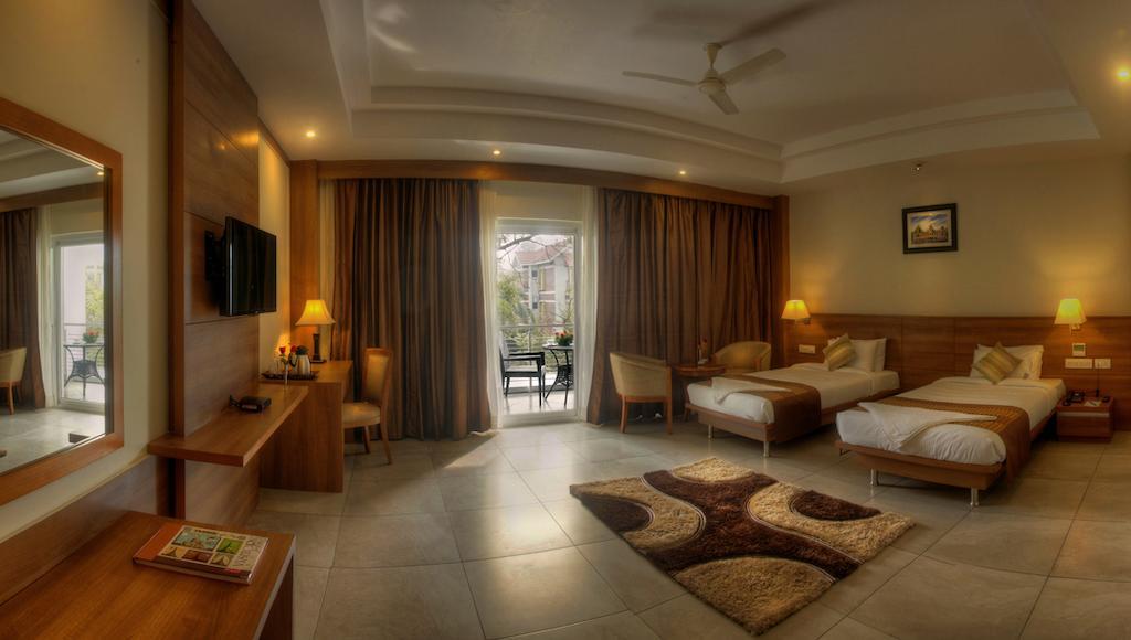 Hotel Le Ruchi The Prince Мисор Екстериор снимка
